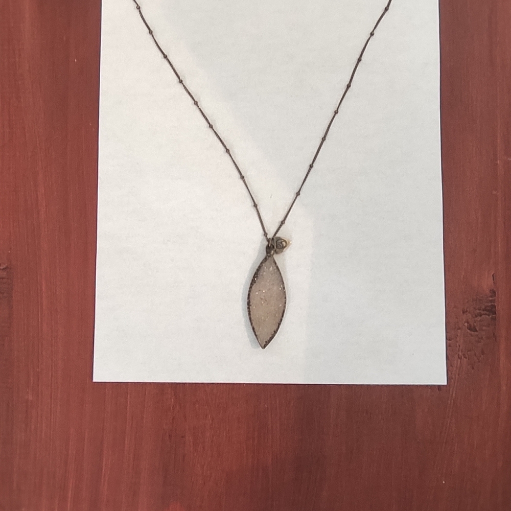 Necklace dark gold tone with leaf design